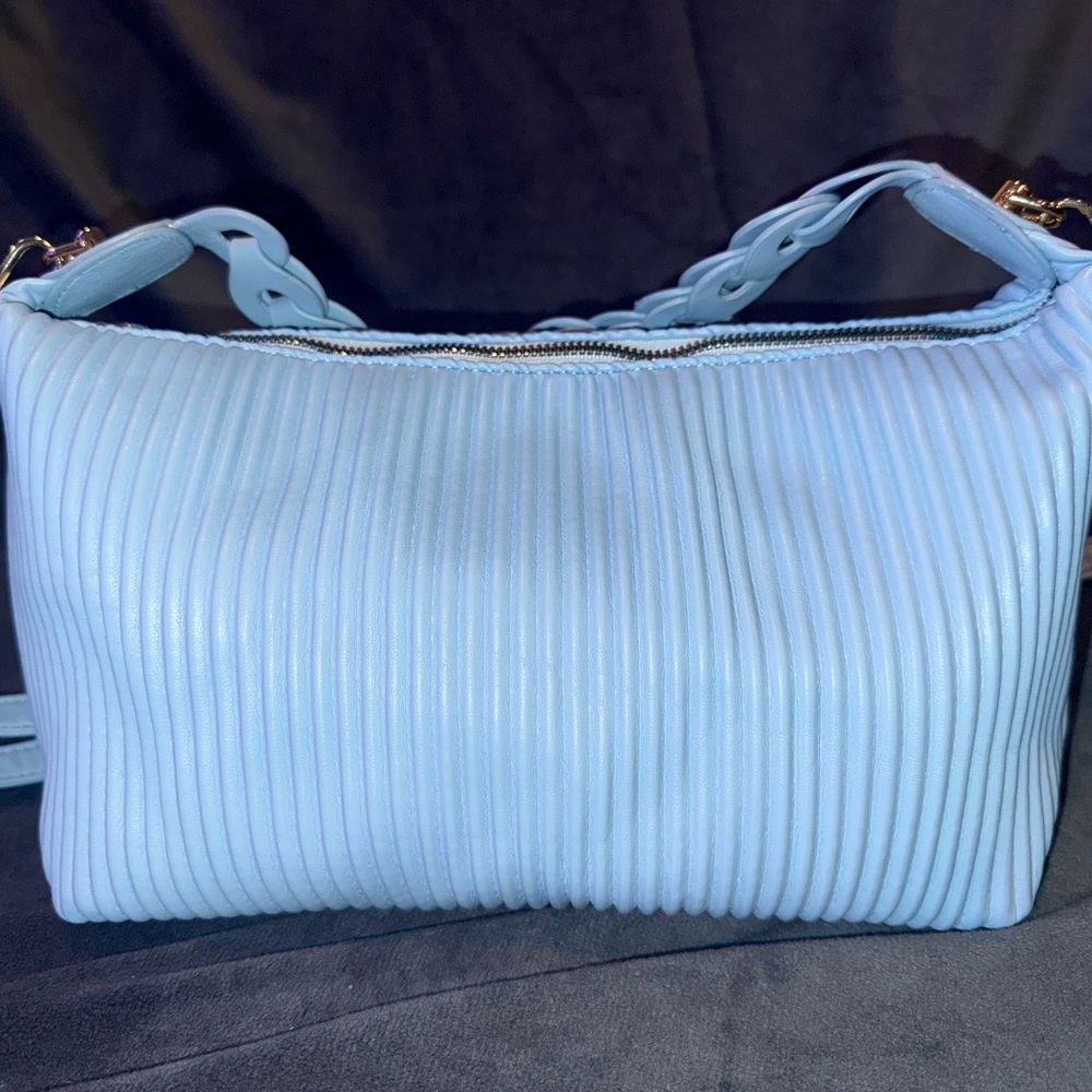 Expressions NYC Slouchy Pleated Powder Blue Crossbody Shoulder Bag w Link Strap - Picture 8 of 13